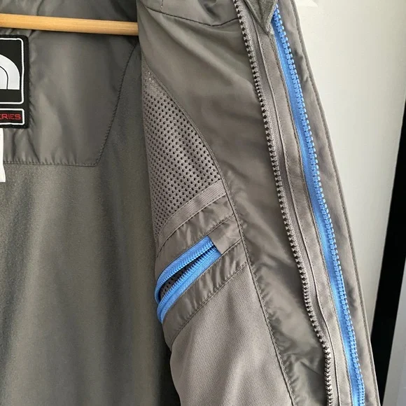North Face Summit Series Outer Shell Jacket - Picture 6 of 14